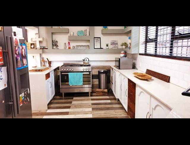 4 BEDROOM HOUSE FOR SALE IN MONDEOR